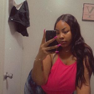 Meet your Posher, Aundria